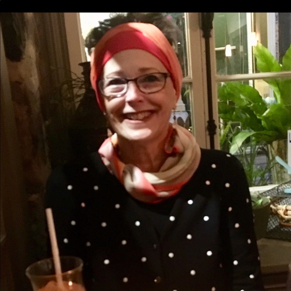 Meet your Posher, Robin - Picture 1 of 2